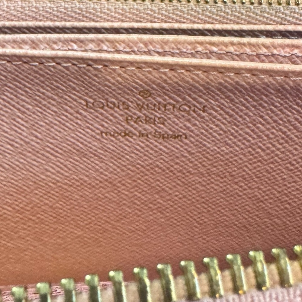 Louis Vuitton Pink Epi Blooming Flowers Zippy Wallet - Picture 8 of 16